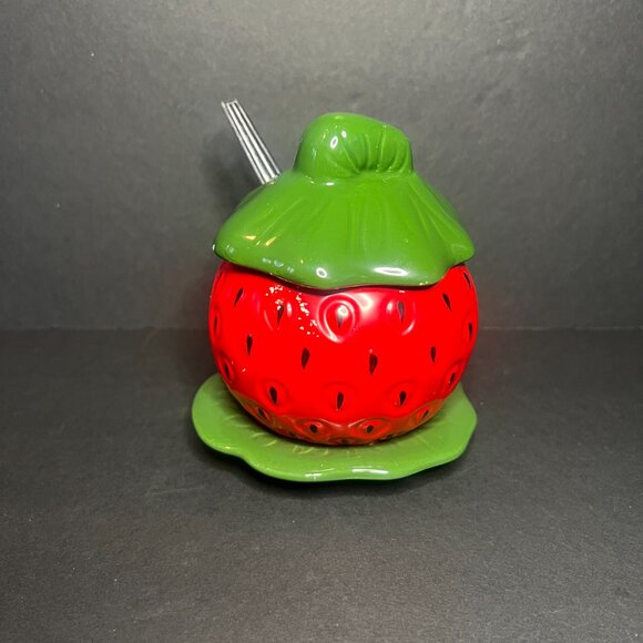 Vintage Red & Green Strawberry Ceramic Sugar Bowl Jar w/ Sheffield Spoon 4.5" - Picture 4 of 11
